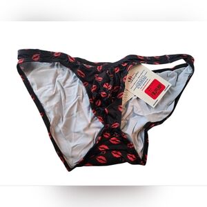 Black and Red Kiss Print Men's Underwear
